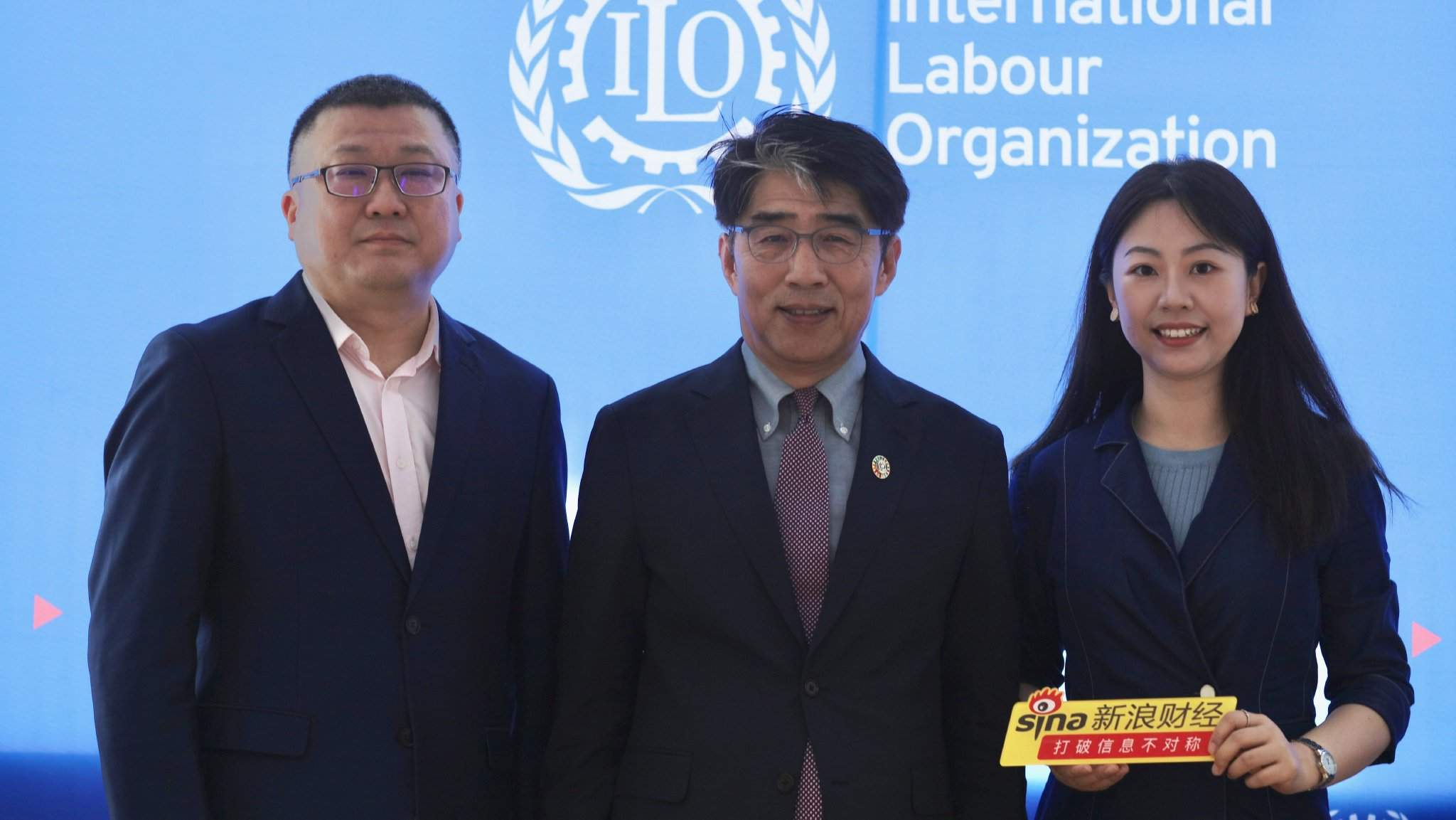 对话国际劳工构造
李昌徽：中国是拥有最具活力平台经济的国家之一，有很多劳动者保障履历
可以分享