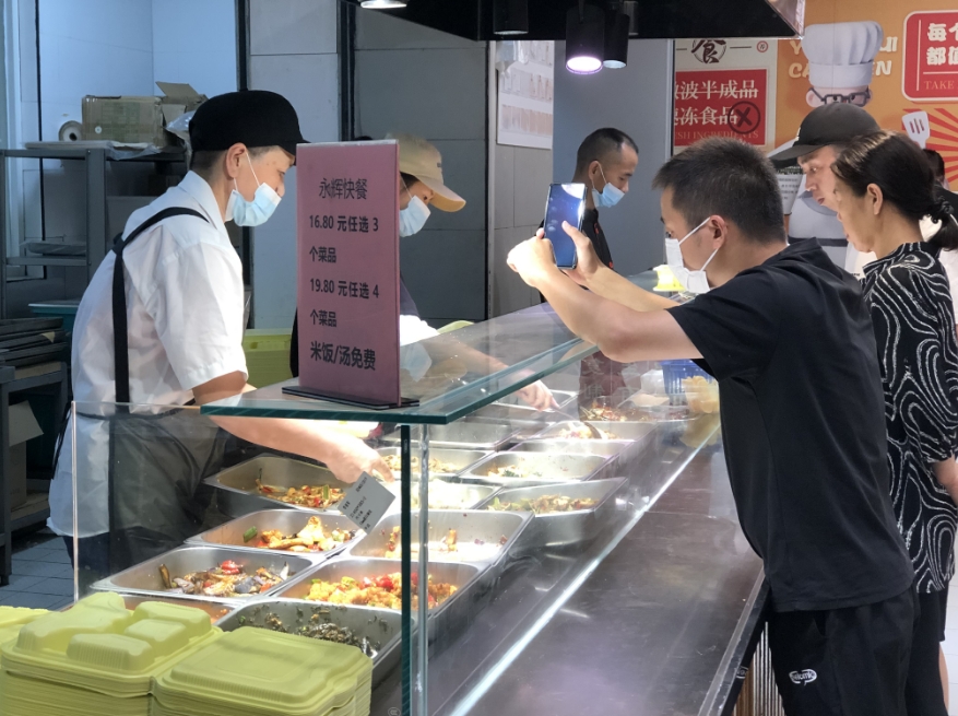 盒马推出9元平价快餐，商超企业要抢快餐店的买卖了？