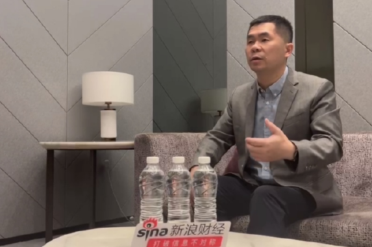 对话钉钉总裁叶军:刚出海的时间
,我们连怎么发工资都不知道 对话钉钉总裁叶军:刚出海的时候,我们连怎么发工资都不知道